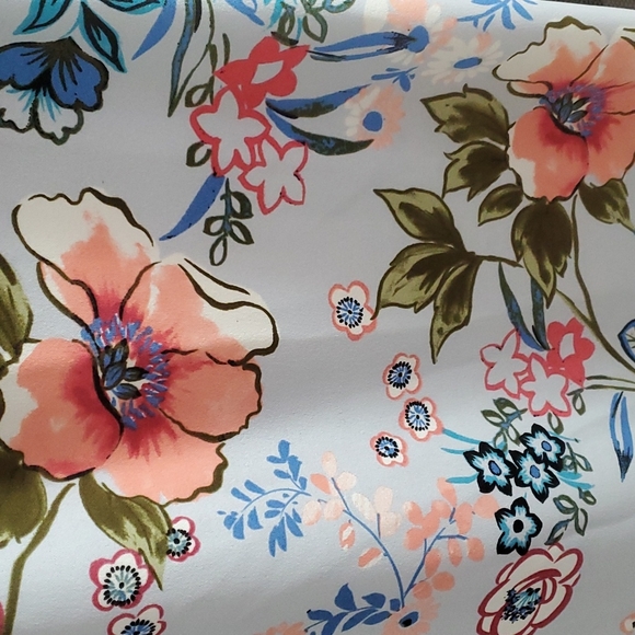 Pretty pale blue floral v neck dress by Nicole Miller. Excellent condition! - Picture 3 of 8